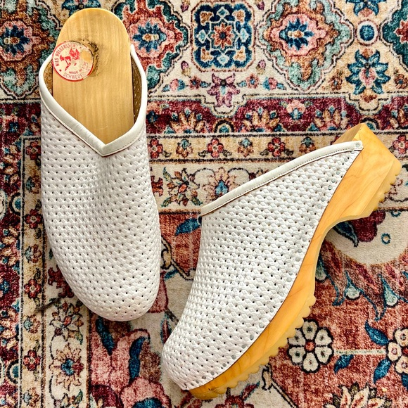 Handmade Shoes - 💯 authentic SWEDISH hand made leather wood platform clogs, size 10